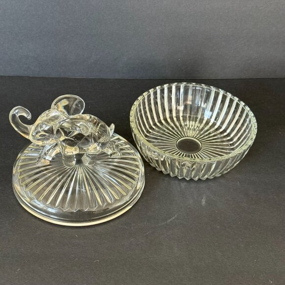 Vintage Glass Elephant Trunk Up Trinket Candy Dish With Lid Decorative - Picture 4 of 7